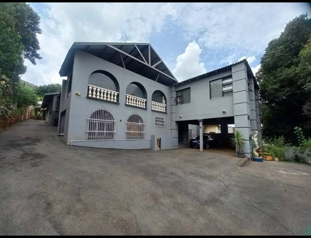 4 BEDROOM HOUSE FOR SALE IN MOUNTAIN VIEW